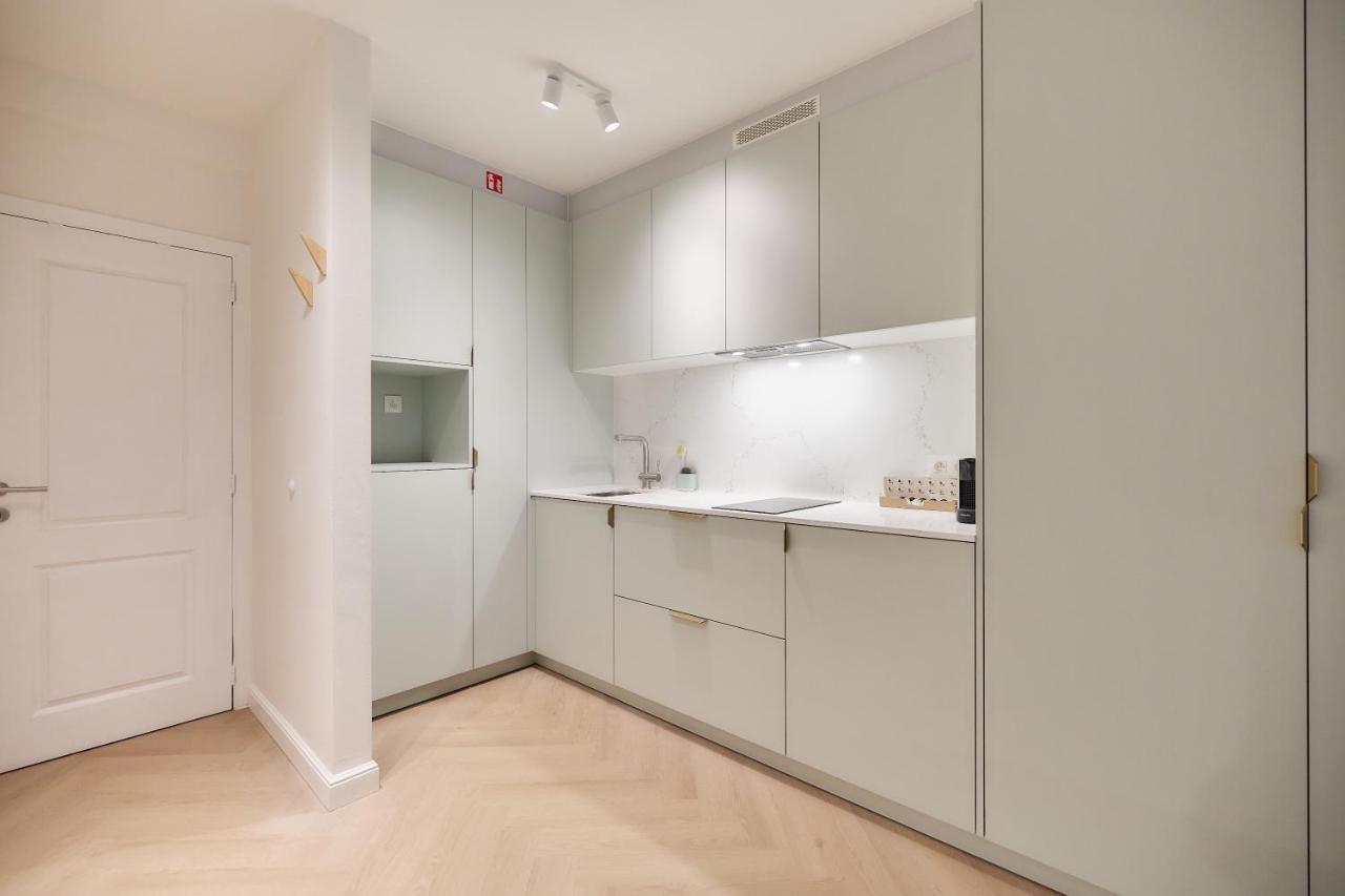 Studio By Juliz - Top Location At The Beach & In City Center! Ostend Exterior photo